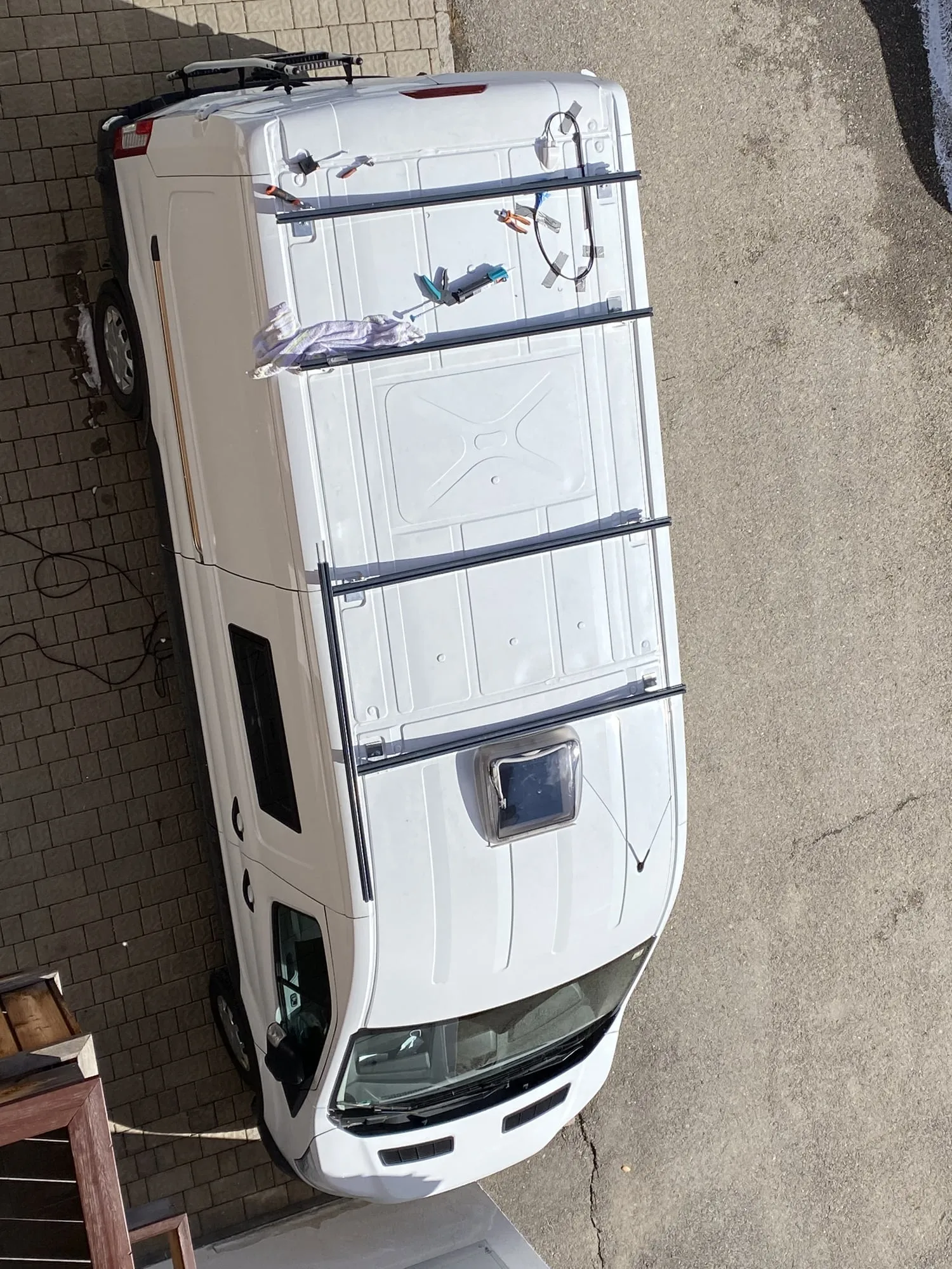 Die Querträger sind montiert, Blick von oben