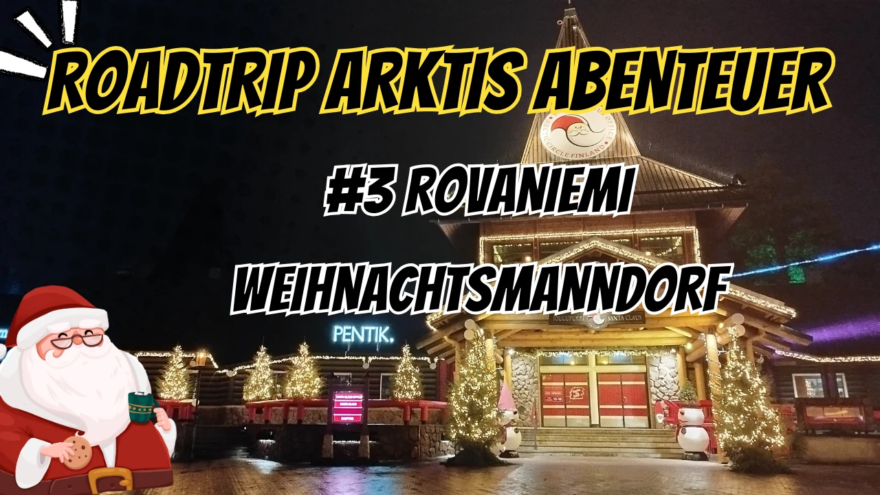 Das beleuchtete Weihnachtsmanndorf am Polarkreis bei Nacht